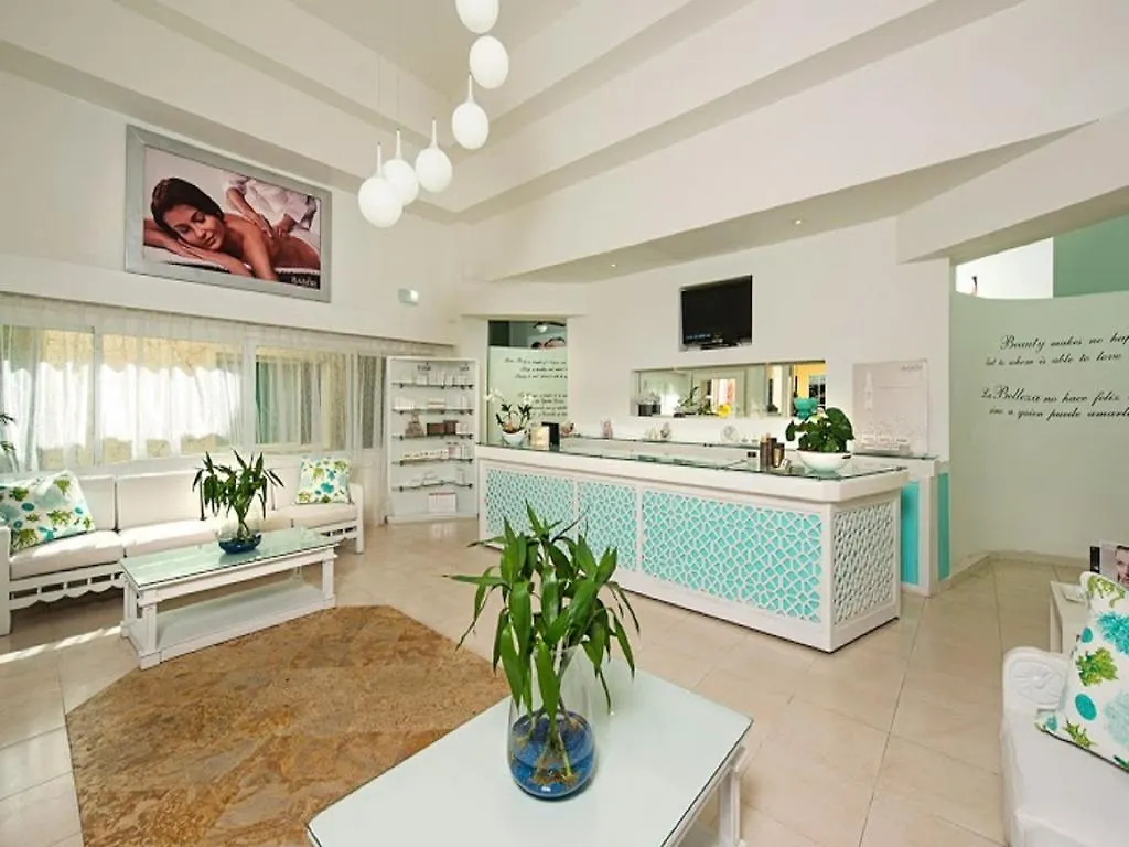 Ocean Blue & Sand Beach Resort Punta Cana