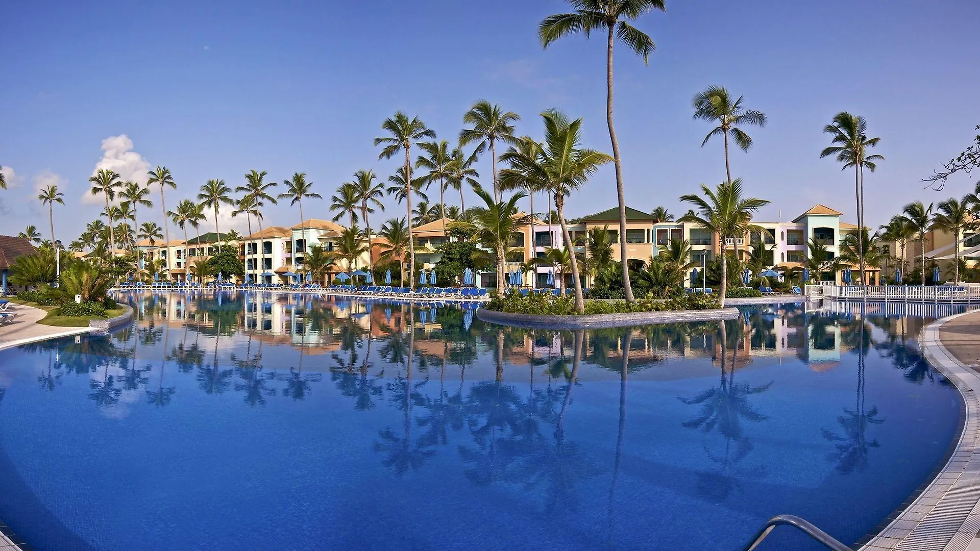 Ocean Blue & Sand Beach Resort Punta Cana
