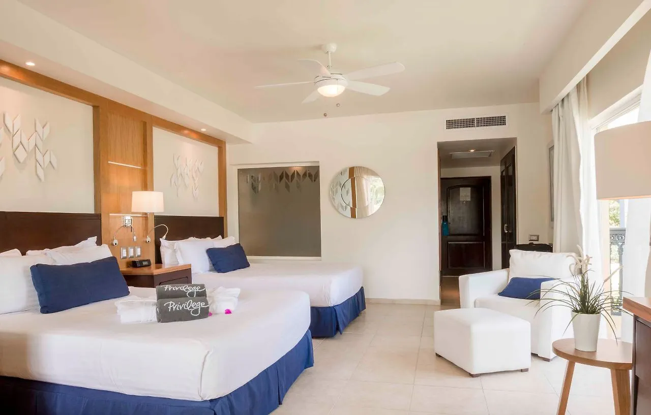 Ocean Blue & Sand Beach Resort Punta Cana 5*,  Dominicaanse Republiek